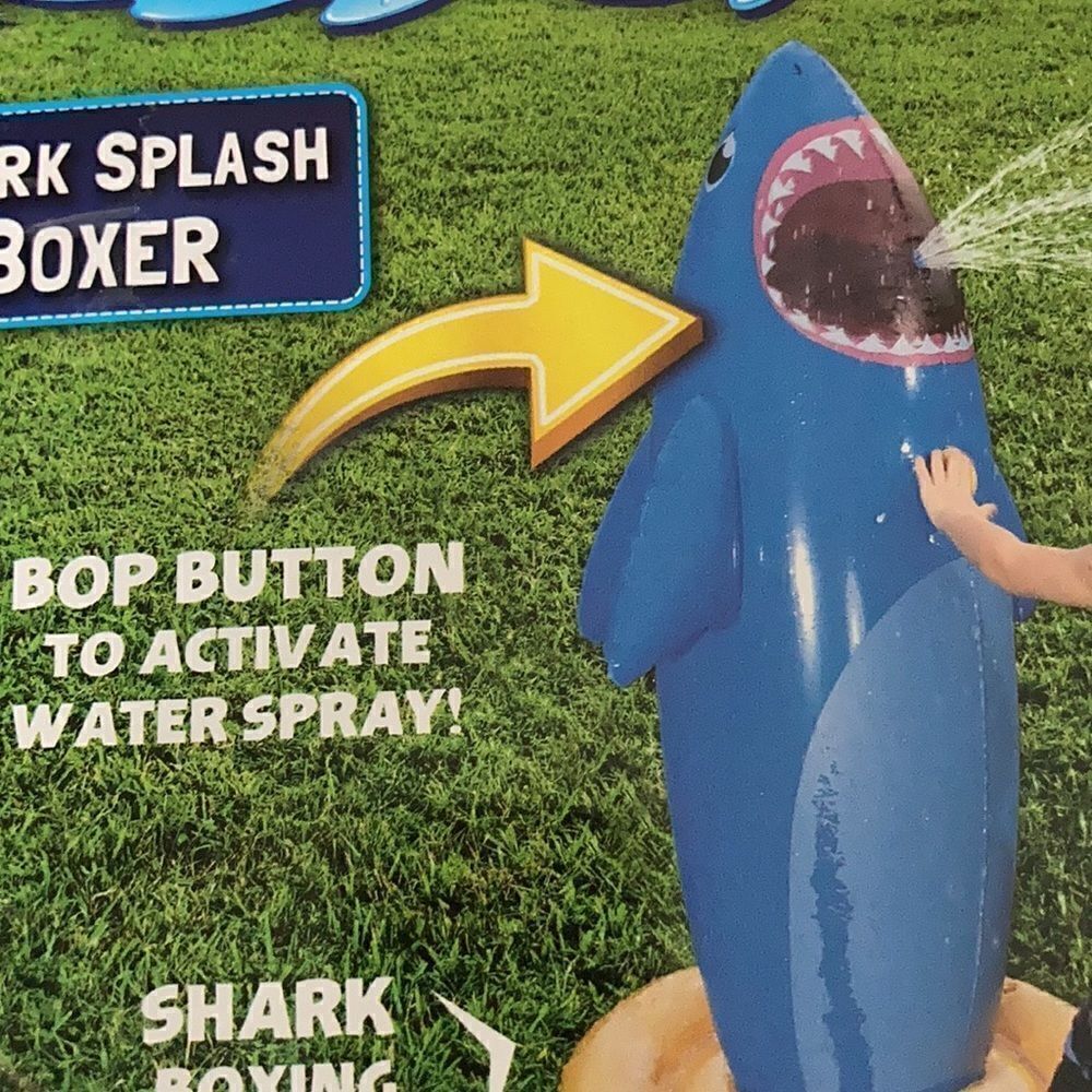 Shark Boxer interactive Sprinkler - Picture 3 of 3